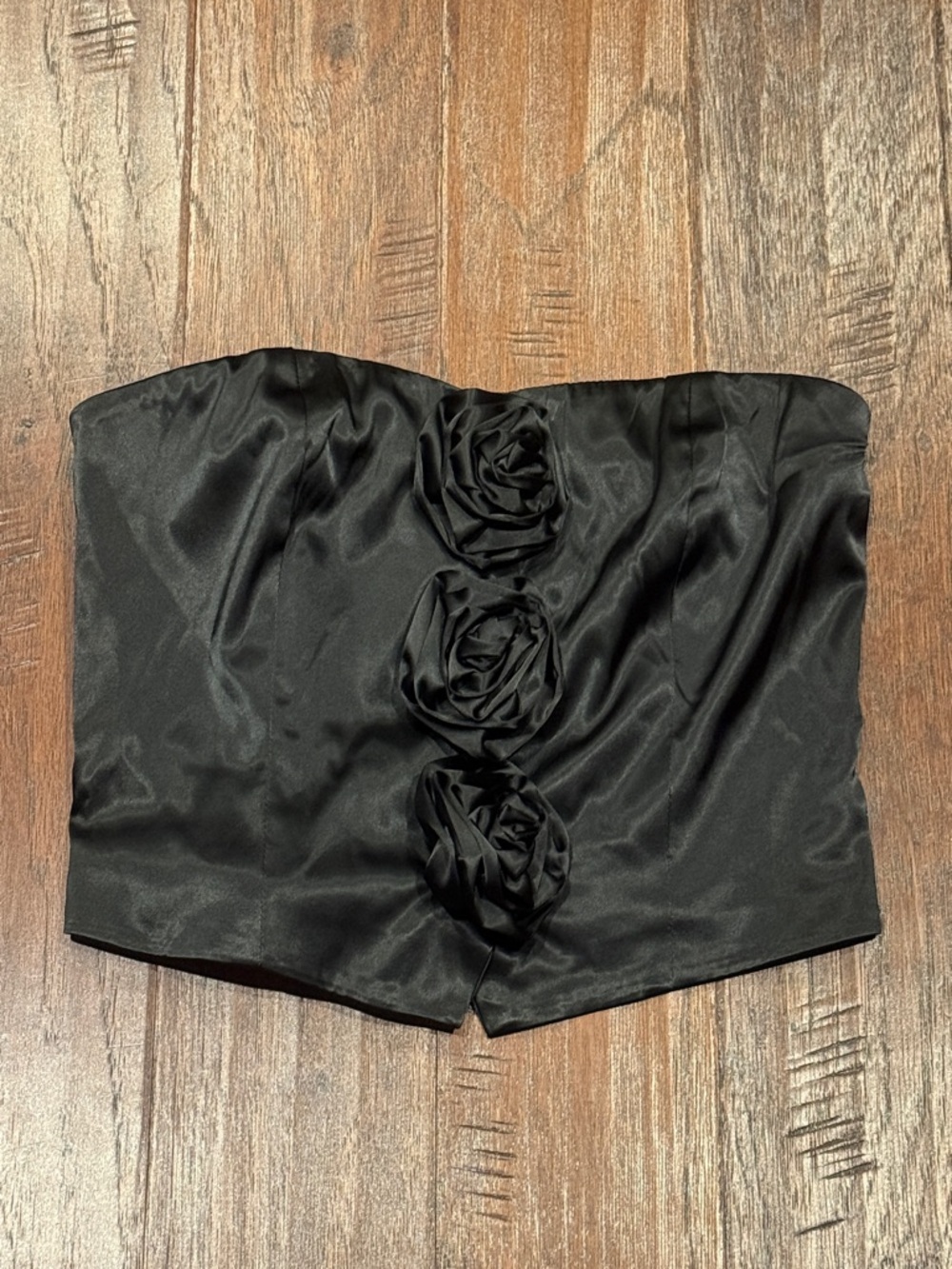 CM🩷 NWT! Large HYFVE Black Strapless Satin Bustier with Rosette Detail Tube Top
